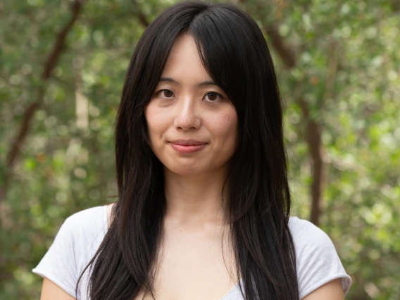 headshot_Erli Tang